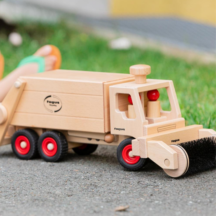 Fagus Wooden Garbage Tipper Truck