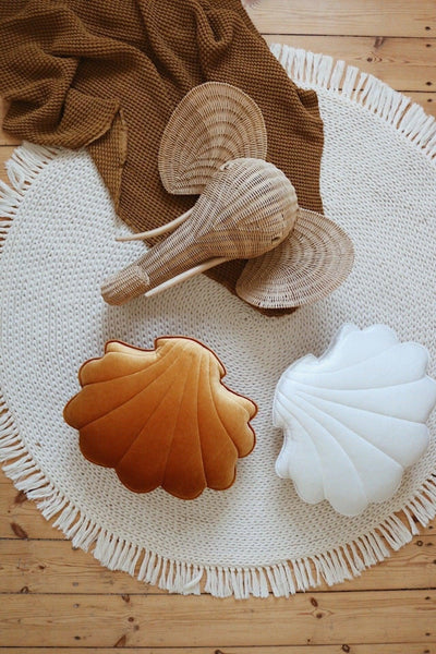 Velvet “Gold Pearl” Shell Pillow