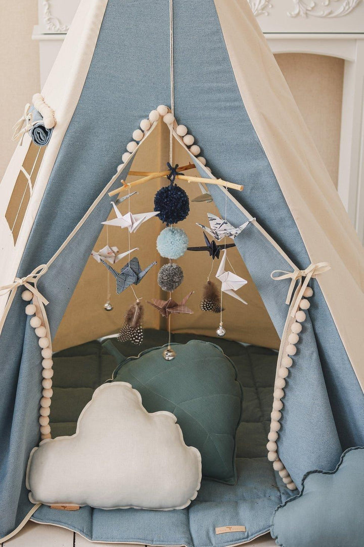 “Jeans” Teepee with Pompoms and Round Mat Set