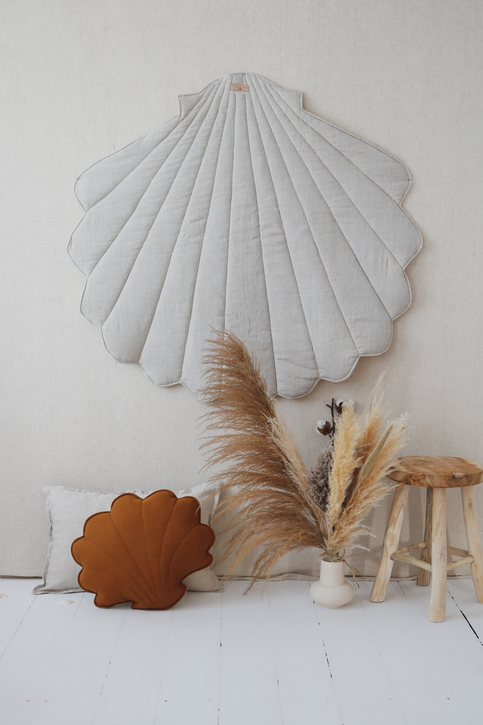 Linen “Sand” Shell Mat