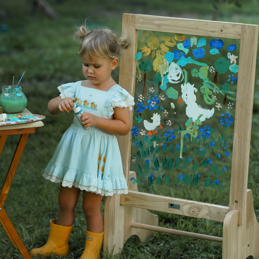 Q Toys Toddler Wooden Perspex Easel Seconds