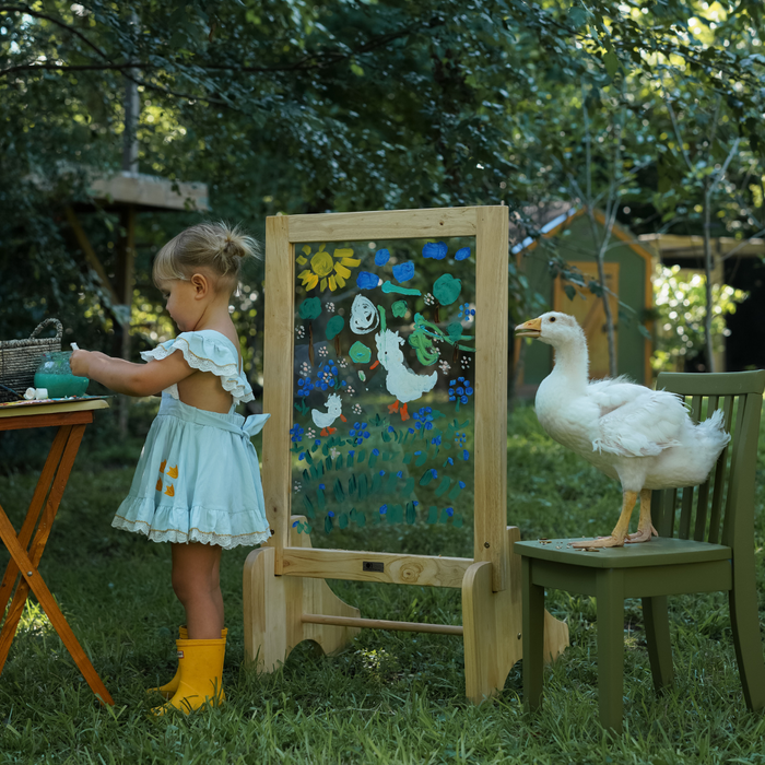 Q Toys Toddler Wooden Perspex Easel Seconds
