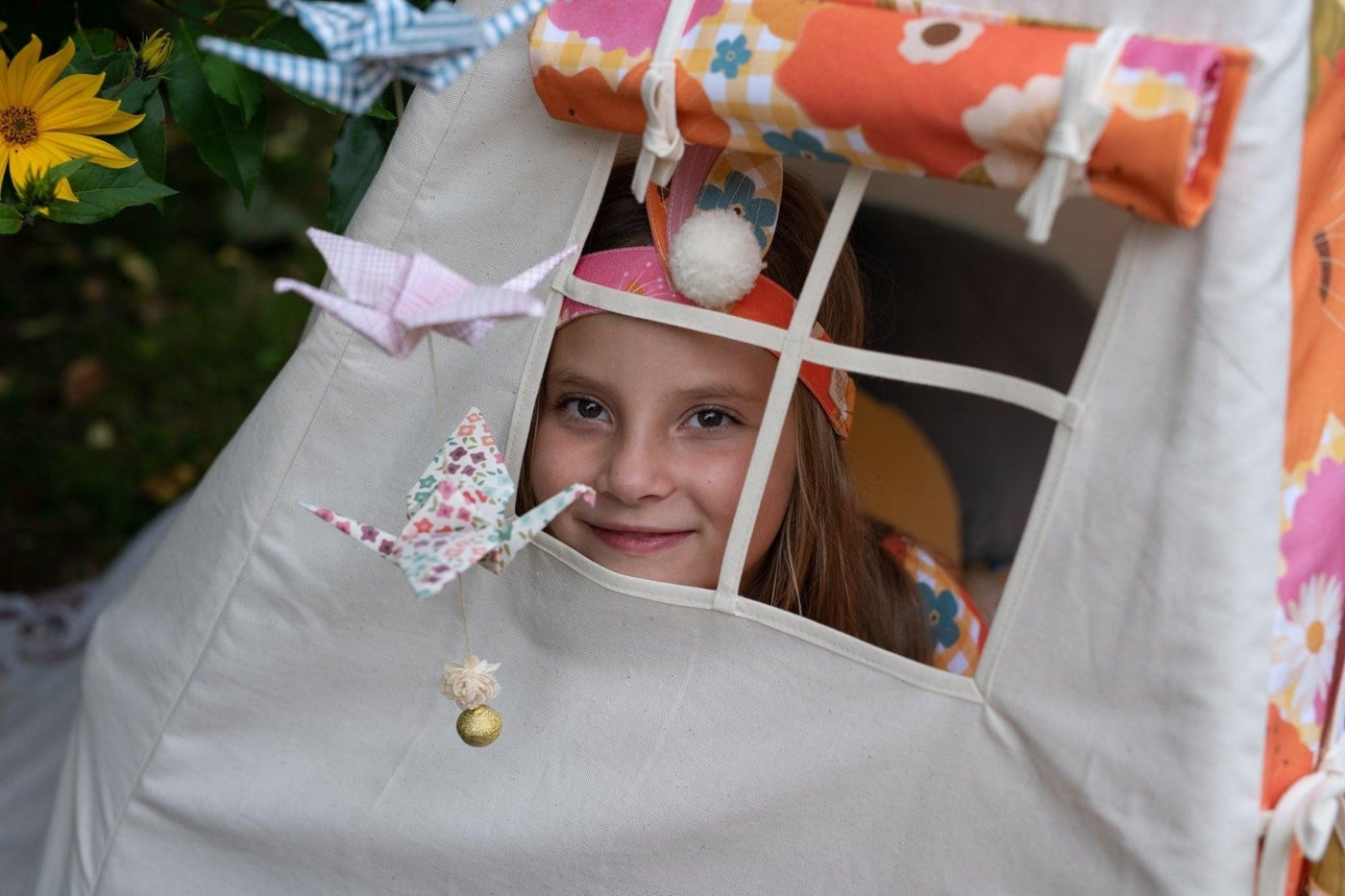 “Picnic with Flowers” Teepee Tent and Mat Set