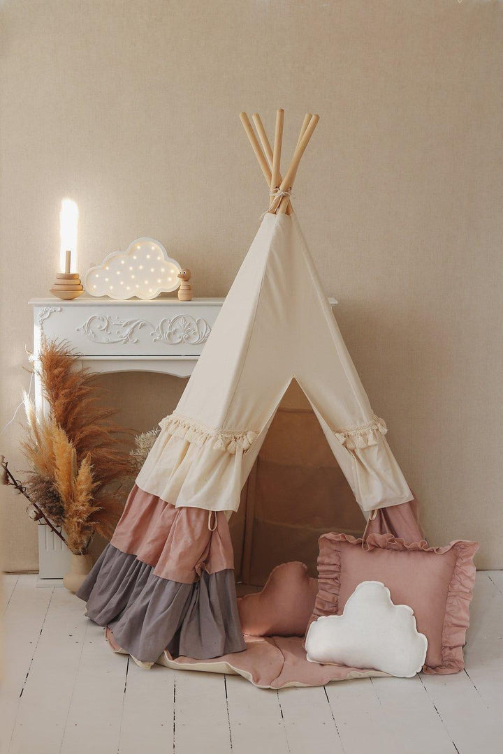 “Powder Frills” Teepee Tent with Frills and "Powder Pink" Shell Mat Set