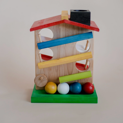 Pre-Order Q Toys Ball Rolling House (Ships in February)