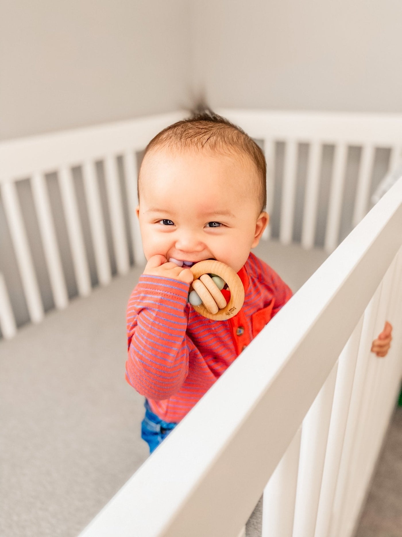 Bannor Saturn Ring Wooden Baby Teether