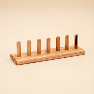The seven-rod stand included in this set