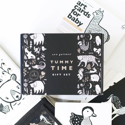 Baby Tummy Time Gallery with Mirror Gift Set