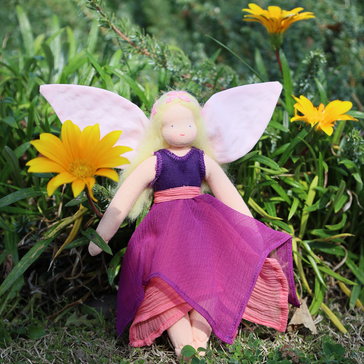 Evi Doll Kerchief Fairy, Yolanda