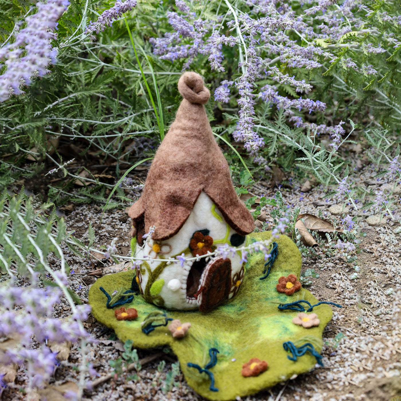 Pre-Order Brown Flower Fairy House and Mat (Ships in April)