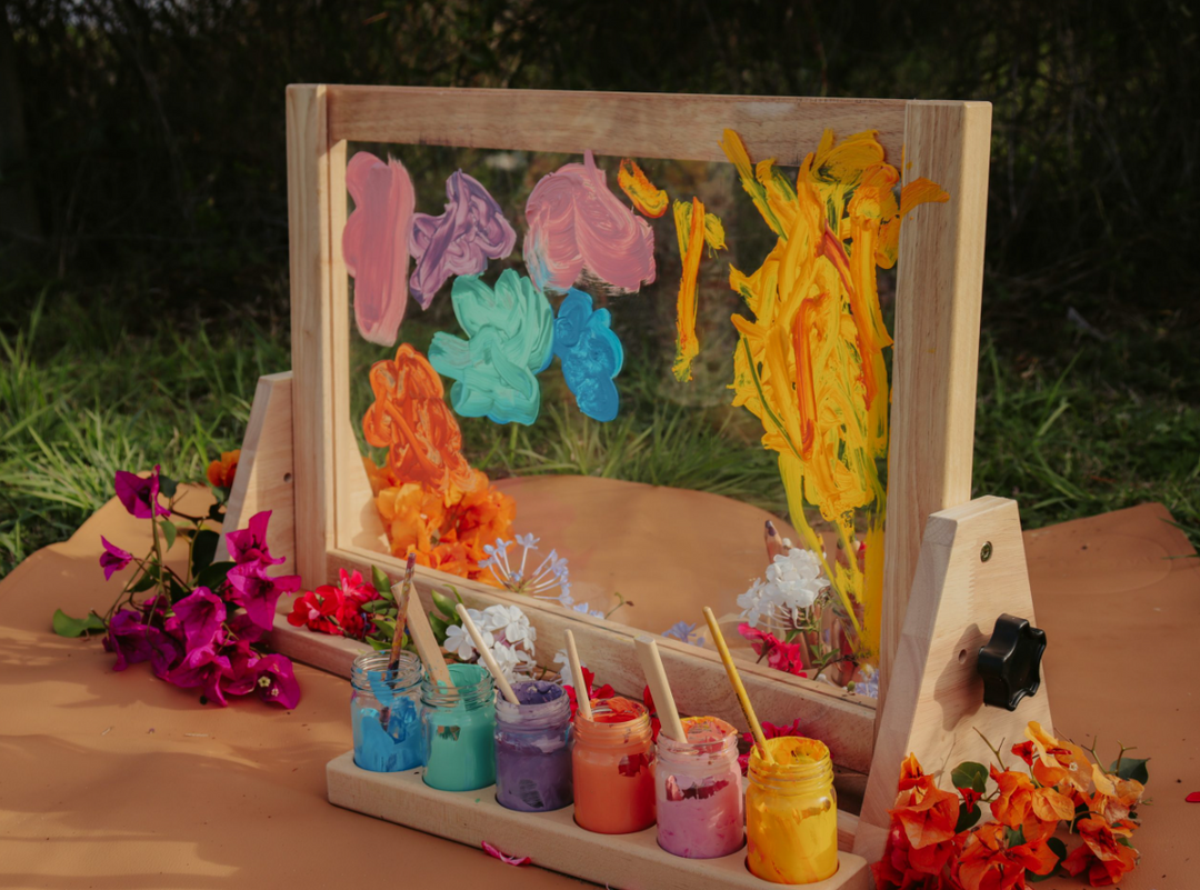 Final Sale Item: Q Toys 4 in 1 Table Easel "Seconds" (Limited Stock)