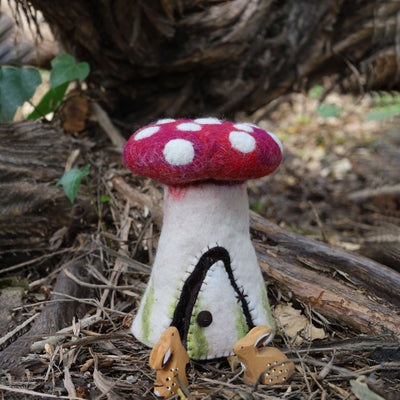 Felt Mushroom Hideaway, Red