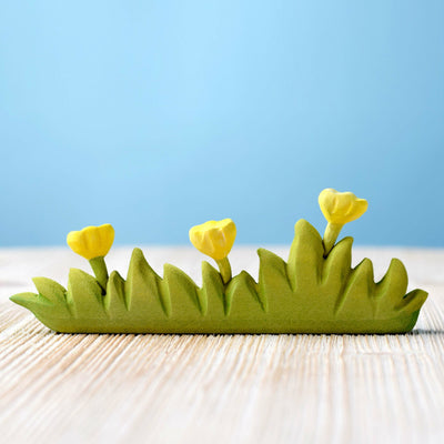 Bumbu Large Wooden Grass with Yellow Flowers