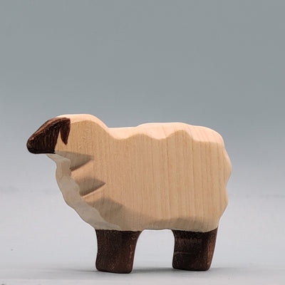 Bumbu Sheep, Standing