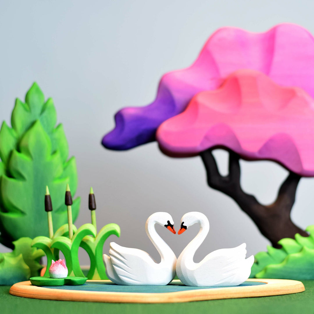 Bumbu Wooden Heart Lake and Swan Set