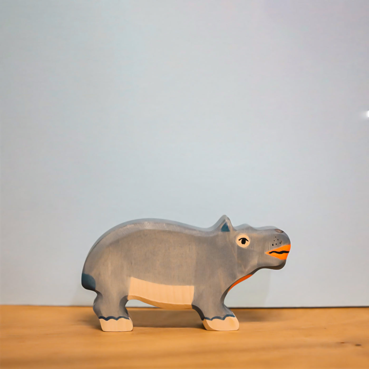 Holztiger Hippopotamus, Small