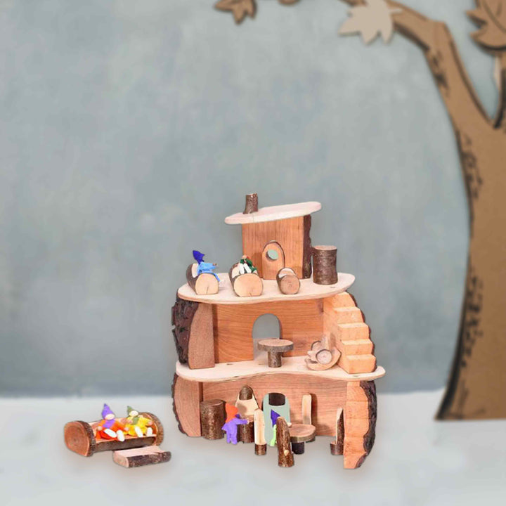 Magic Wood Small Tree House