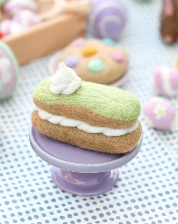 Felt Matcha Eclair