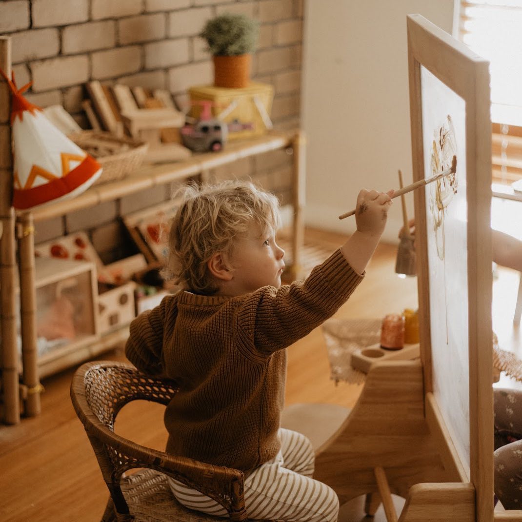 Q Toys Toddler Wooden Perspex Easel Seconds