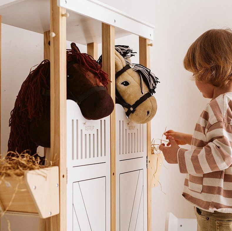 By Astrup Hobby Horse, Brown