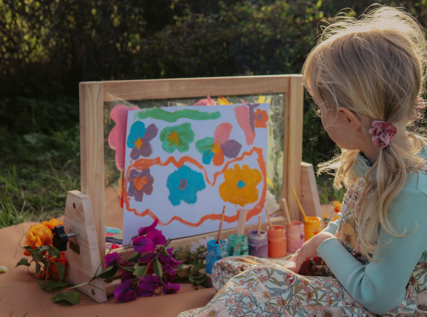 Final Sale Item: Q Toys 4 in 1 Table Easel "Seconds" (Limited Stock)